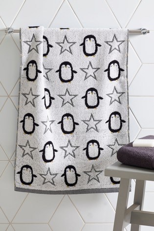 Penguin Bath Towel With Star Design