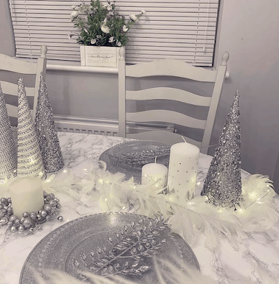 White feather Christmas table decor